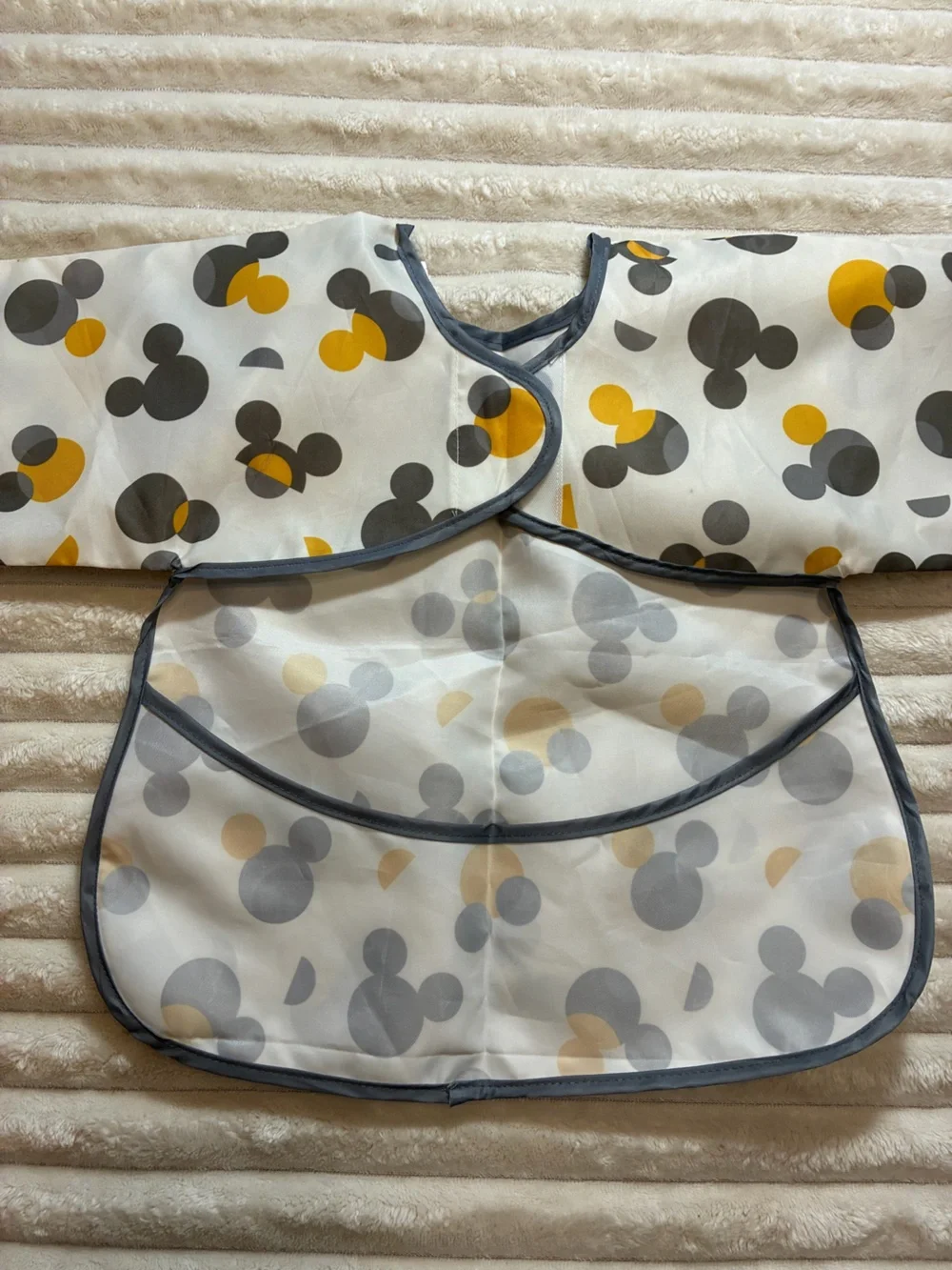 Disney Baby Mickey Mouse Reversible Smock Bib ❤️🖤